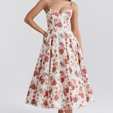 Elegant Royale Dress with Flattering Silhouette and Versatile Style