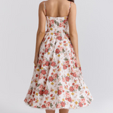 Elegant Royale Dress with Flattering Silhouette and Versatile Style