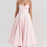 Elegant Royale Dress with Flattering Silhouette and Versatile Style