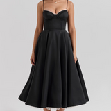 Elegant Royale Dress with Flattering Silhouette and Versatile Style