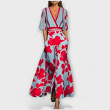 Elise - An elegant floral fitted dress