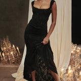 Floral Print Maxi Dress with Flowing Silhouette and Sleeveless Design