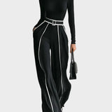 Loredana – elegant outfit with trousers
