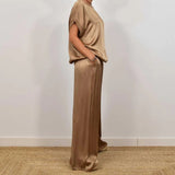 Lucie - Set with Luxurious Comfort