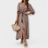 Vera - Classic Vintage Dress